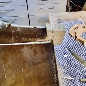 Ein fertiger Gambenboden mit Einlage